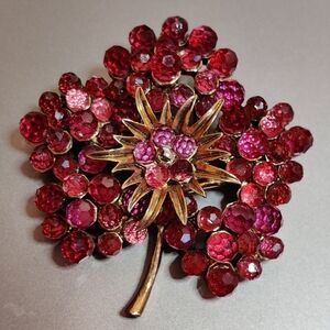 Dazzling Vintage Monet Fuschia Pink Flower Brooch